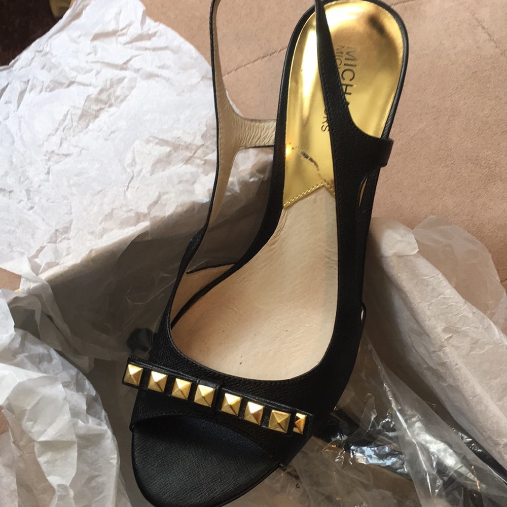 Michael Kors shoes - Picture 1 of 8